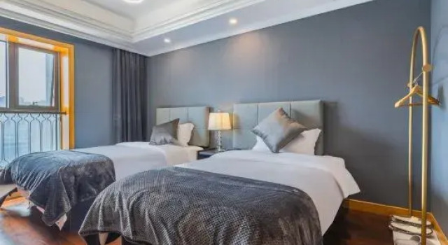 Люкс Deluxe Syndra Gaming Hotel (Wuhan Fanhai CBD Hankou Railway Station)