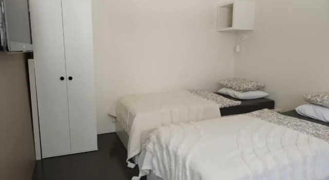 Courtyard Condo Twin, Забронировать Апартаменты/квартира Отели Лиепая с парковкой, рядом с Liepaja Theatre, Парковка