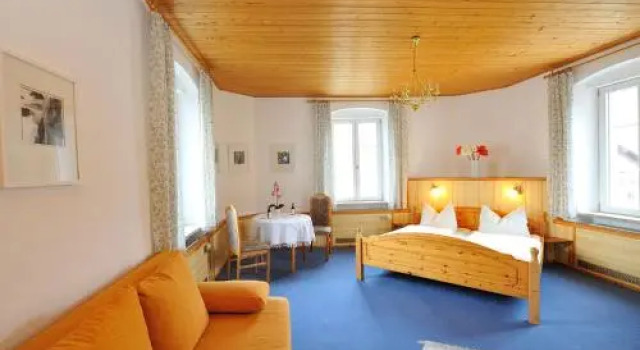 Pension Gambrinus, Varaa Hotelli Hotellit Baijeri pysäköinnillä, Pysäköinti