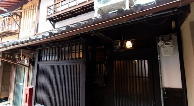 Machiya Kiyomizu-Gojo, Book Hotel Kyoto Japan
