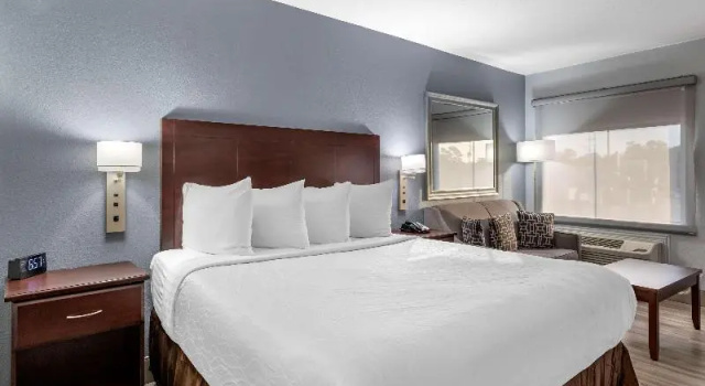 Люкс Best Western Plus Orange County