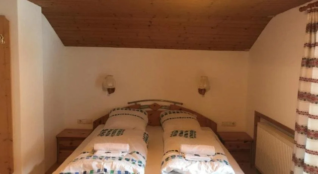 Haus Rudigier by Châtel Reizen, Book Hotel Hotels in Vorarlberg with Parking, Parking