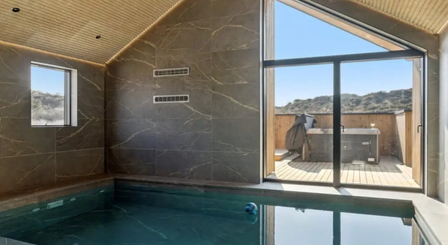 Коттедж 5 Star Holiday Home in Henne