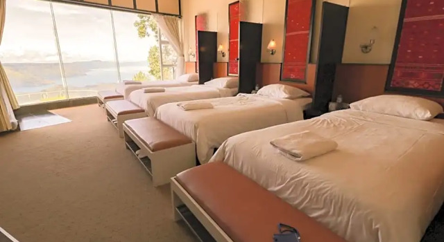 Номер Deluxe Taman Simalem Resort