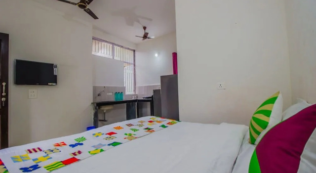 OYO 13098 Home Cozy Studio Near Uddo Beach, Prenota Hotel Siolim 