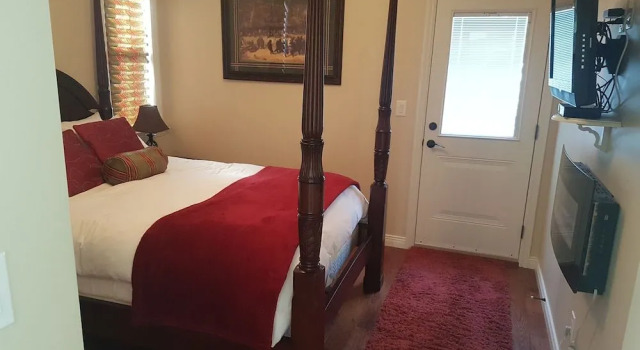 Woodside Inn, Buchen Sie Hotel  