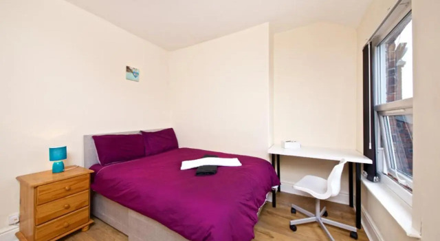 Liverpool City Stays - Economy room - Close to City Centre AA
