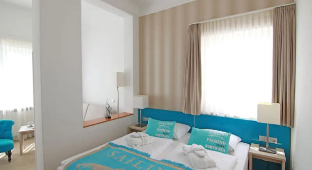 Трёхместный номер Standard с балконом Hotel Villa WellenRausch by UniqStay
