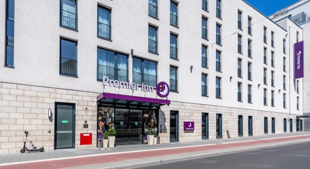 Отель Premier Inn Duesseldorf City Centre