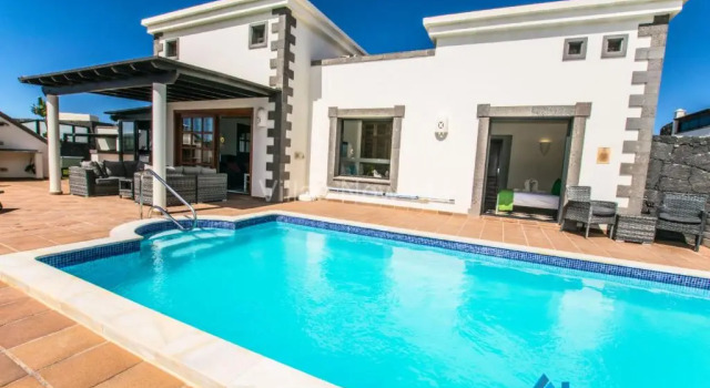 Вилла Casa Bonita - LH144 By Villas Now Ltd