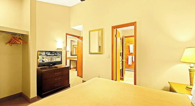 Номер Standard Westwood Condos by Coolvacay