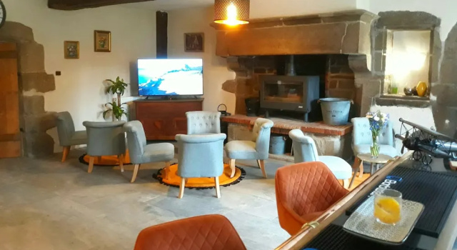 Le Manoir des Haies SPA, Забронировать Гостевой дом Les Champs-Géraux Бретань