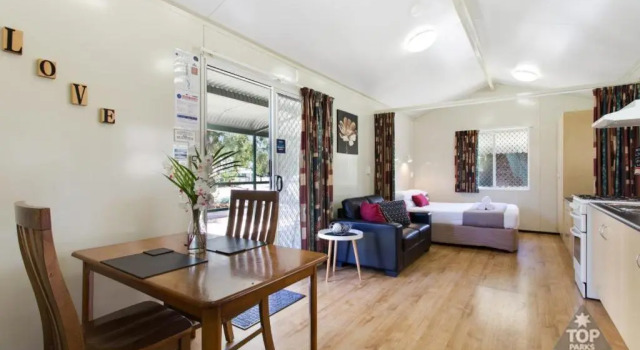 Бунгало Deluxe Goondiwindi Holiday Park