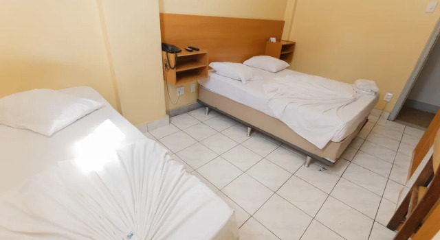 Hotel Guanabara, Забронировать Отель Отели Бело Хоризонт с парковкой, рядом с Sesc Palladium, Парковка