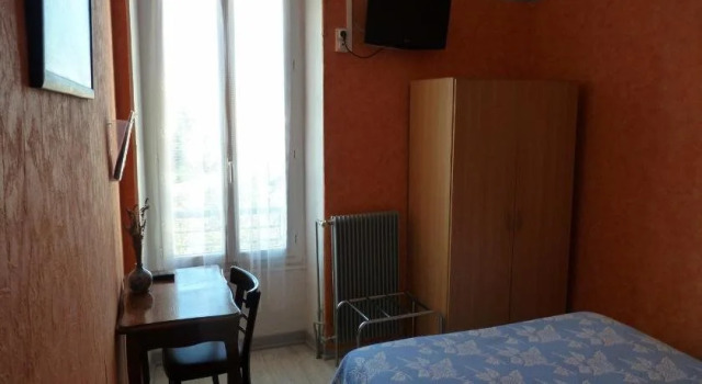 Hotel Régina, Забронировать Отель Салон-де-Прованс Буш-дю-Рон