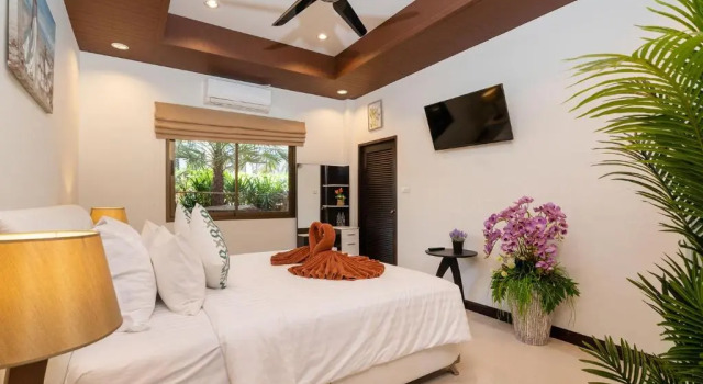 Вилла-люкс с собственным бассейном с 4 комнатами Boutique Resort Private Pool Villa - Phuket