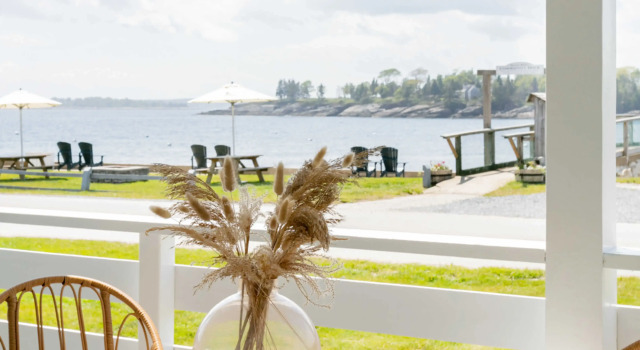 Двухместный номер Standard oceanfront Bluebird Ocean Point Inn
