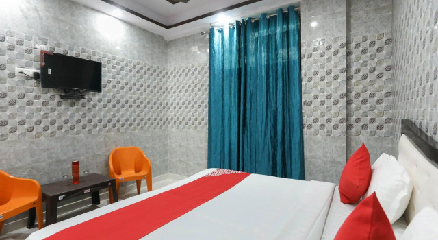 OYO 48585 Hotel Raghuvansh