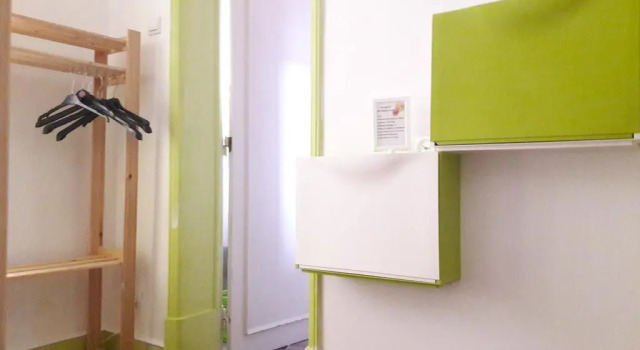 Mini Hostel in Lisbon, Забронировать Хостел Недорогие отели Лиссабона, рядом с Авенида-ди-Рома, недорого