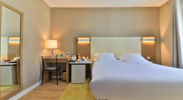 Двухместный номер Superior Hotel Amiraute