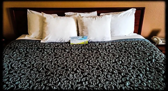 Люкс Days Inn by Wyndham Collinsville St Louis