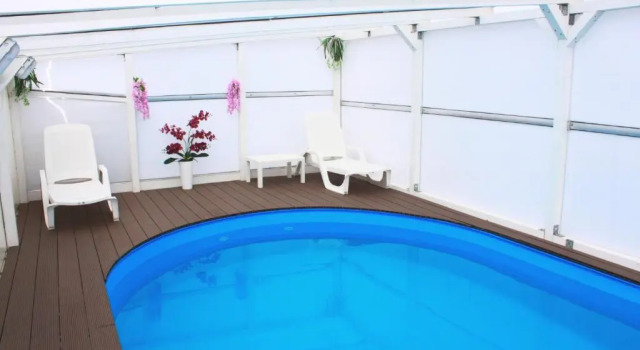 Villa Happy Rose, Buchen Sie Villa Hotels in Westpommern mit Pool, Schwimmbad