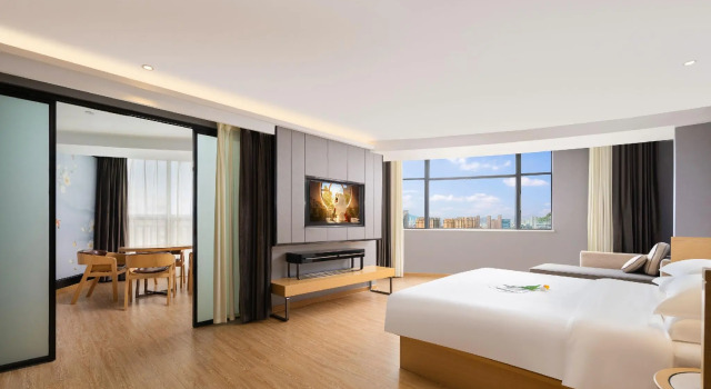Metropolo Haikou Wuzhishan Hot Spring Hotel, Забронировать Отель Отели Хайкоу 3 звезды, рядом с Haikou Pepole's Park, 3*
