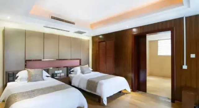 Tai'an Forest Hot Spring Resort Hotel, Забронировать Курортный отель Бизнес-отели Шаньдун, 4* 5*