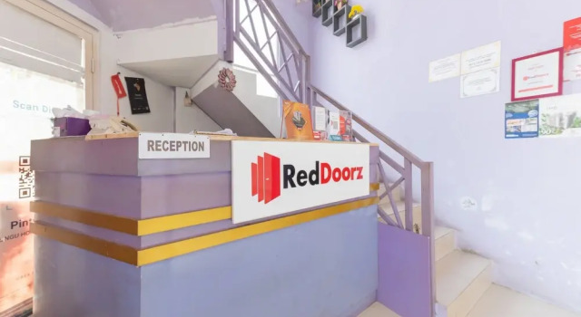 RedDoorz Plus @ Tuparev Cirebon 2, Rezervovat Hotel North Cirebon West Java