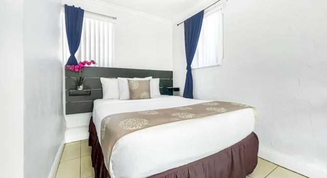OceanSide Boutique Hotel - Hollywood