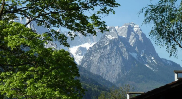 Haus Erika 1911 - Wetterstein, Reservar Hotel Hotéis em Garmisch-Partenkirchen com estacionamento, perto de Wankbahn, Estacionamento