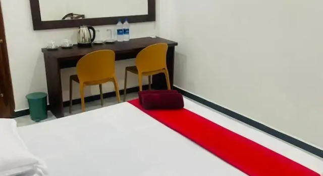 Двухместный номер Deluxe Hotel Ceylonia Colombo