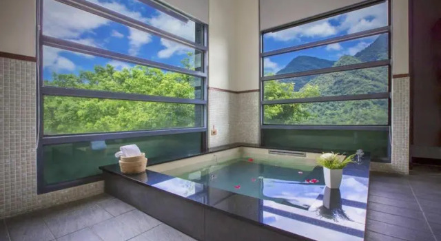 Люкс Superior Four Season Beauty Hotel