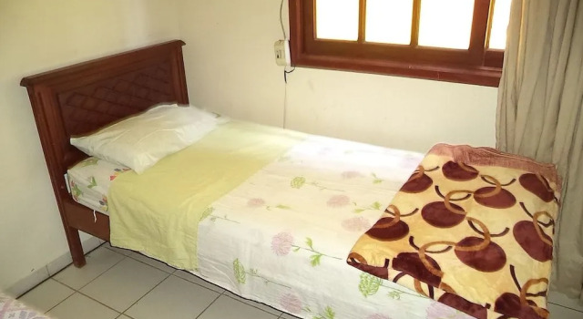 Lilis Hostel, Забронировать Хостел Недорогие отели Санта-Крус-де-ла-Сьерры, недорого