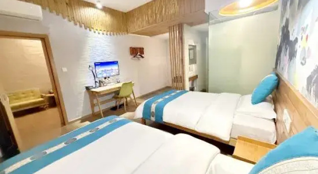 Люкс с 2 комнатами Zhangjiajie Jijianshan She