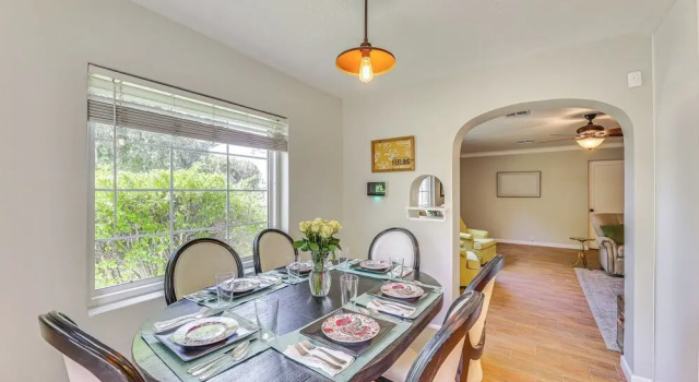 Historic District Home w/ Patio & Yard in Mesa!, Забронировать Дом для отпуска Меса 