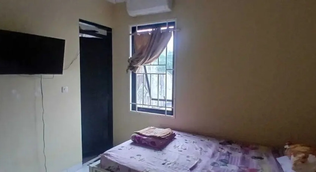 OYO 94510 Sk 4 Inn, Rezervovat Hotel Bandung Wetan 