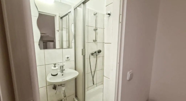 Апартаменты Economy Apartment well connected to the whole city