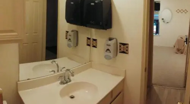 Cheap Private Room In a House, Забронировать Отель Гранд-Прейри Dallas - Fort Worth Metropolitan Area