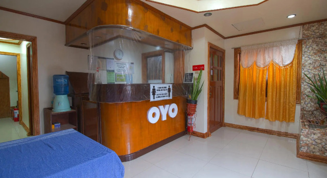 OYO 788 Lisa's Guesthouse Vaccinated Staff