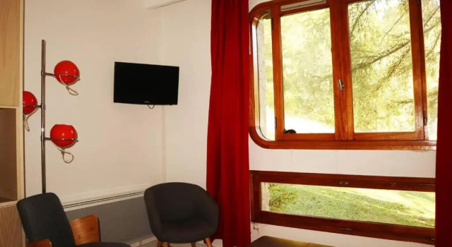 Appartement Les Orres, 2 pièces, 6 personnes - FR-1-322-233
