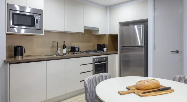 Люкс c 1 комнатой с балконом Meriton Suites North Ryde