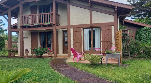 Gisèle RICHOU, Prenota Hotel Hotel a Seignosse con piscina, Piscina