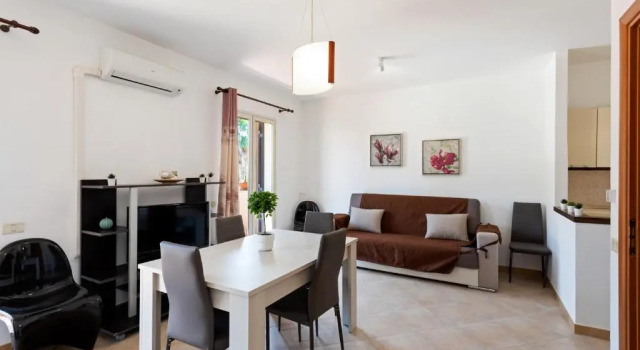 Апартаменты c 1 комнатой GuestHost - Giardini Naxos Bright Apartments with Balcony