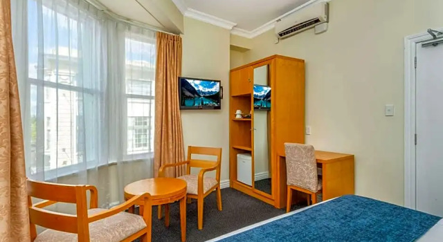 Трёхместный семейный номер Standard Ramada by Wyndham, Hamilton City Center