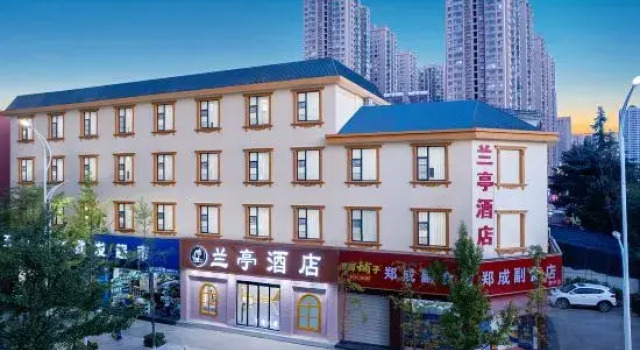 Anning Lanting Hotel (Anning Wuyue Plaza Store), Rezerwuj Hotel Hotele w Kunming z parkingiem, Parking
