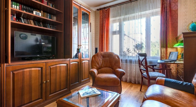 Apartment on Pionerskaya, Rezervovat Apartmán Hotely v Petrohrad s parkováním, Parkování