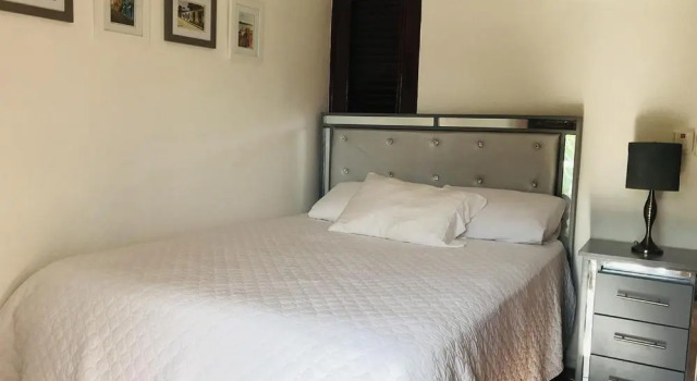 AMPLIO y bello apartamento-ZONA COLONIAL- wifi+balcon+2roons