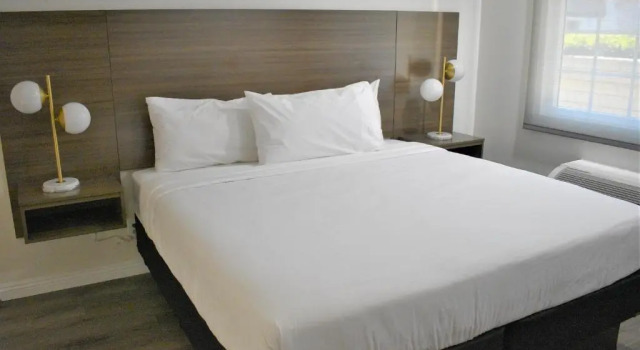 Номер Standard Signature Anaheim Maingate