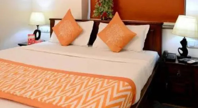 OYO Rooms Umed Club Road Rai Ka Bagh, Забронировать Отель Отели штата Раджастхана с парковкой, Парковка